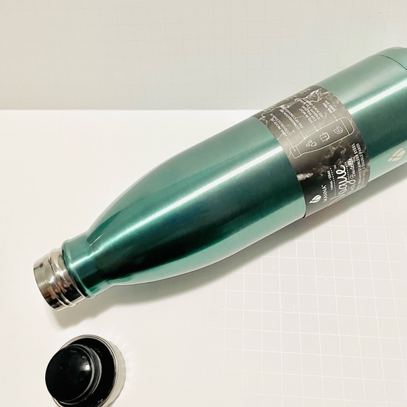 Manna Vogue 25 Oz Double Insulation Stainless Steel Water Bottle Sea Foam Green - Picture 6 of 13